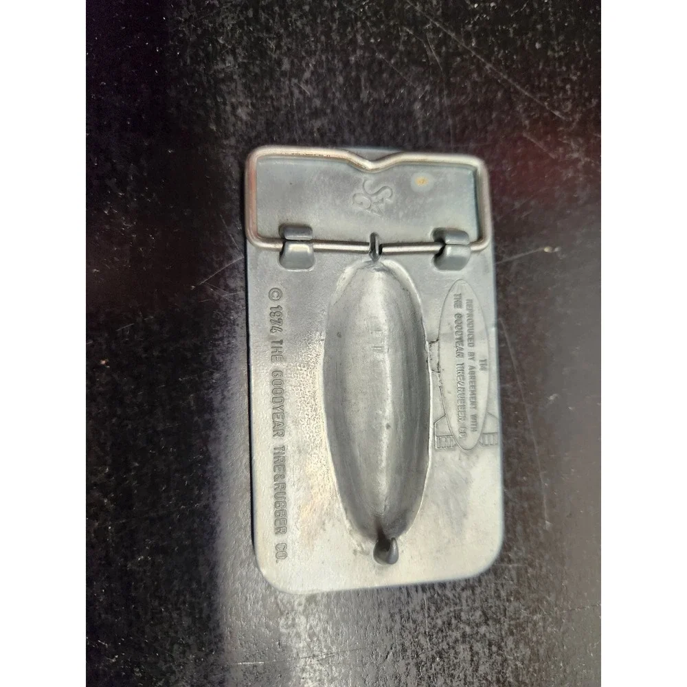 Goodyear Belt Buckle Blimp Zeppelin Silver Tone 1974‎ Vintage